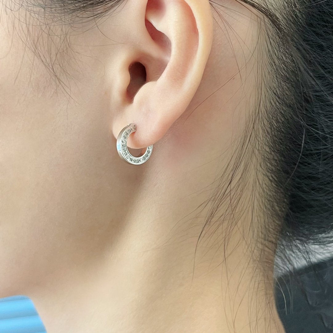 ??Loco?¡¥LOVE DIAMOND EARRINGS