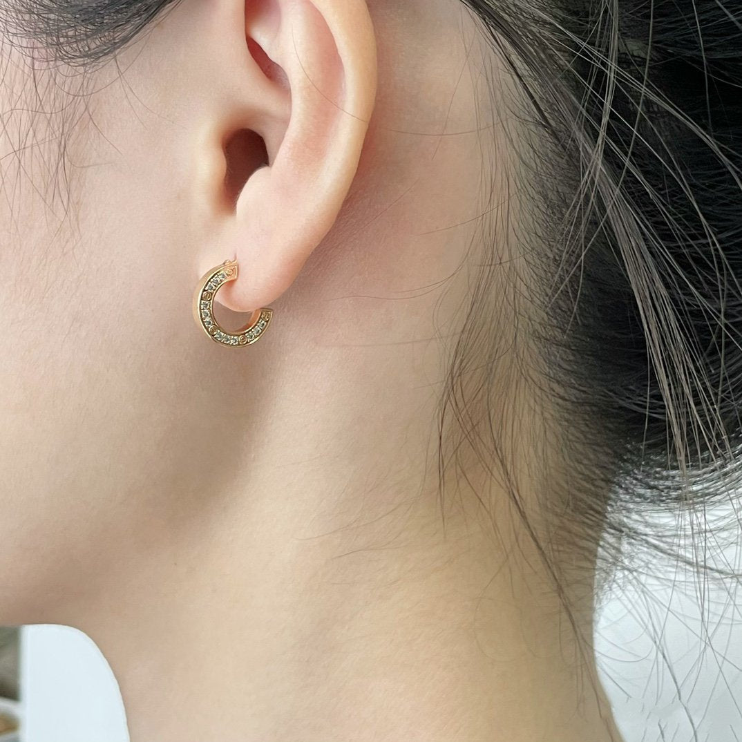 ??Loco?¡¥LOVE DIAMOND EARRINGS