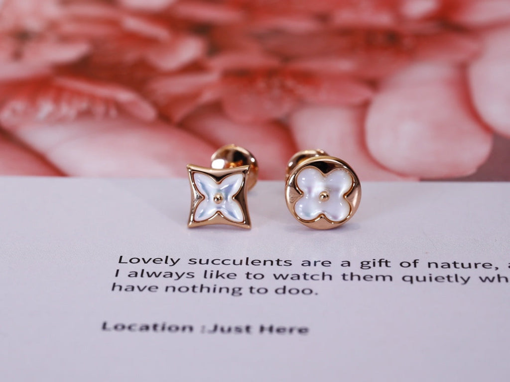 ??Loco?¡¥STAR AND SUN PINK GOLD MOP STUD EARRINGS