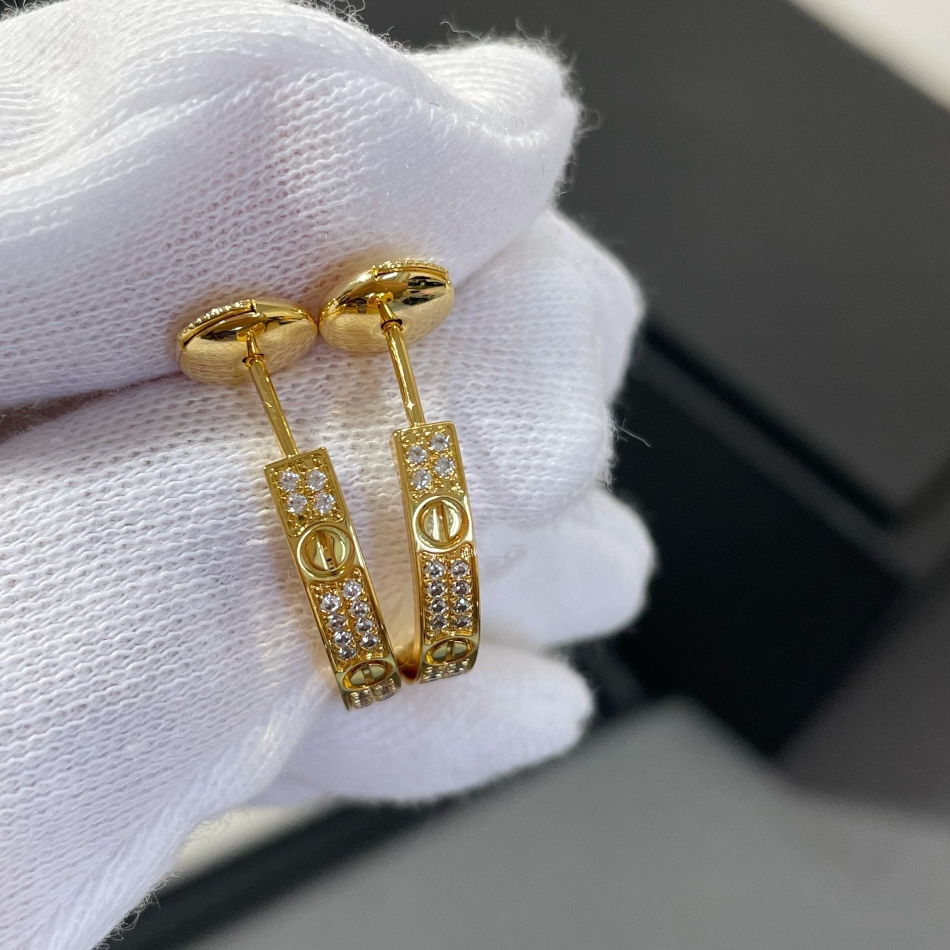 ??Loco?¡¥LOVE DIAMOND GOLD HOOP EARRINGS