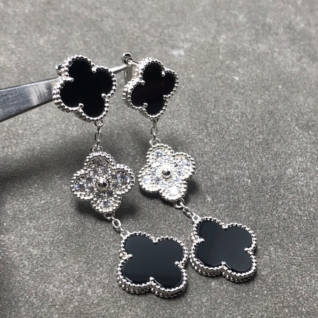 ??Loco?¡¥CLOVER 3 MOTIF DIAMOND ONYX SILVER EARRINGS