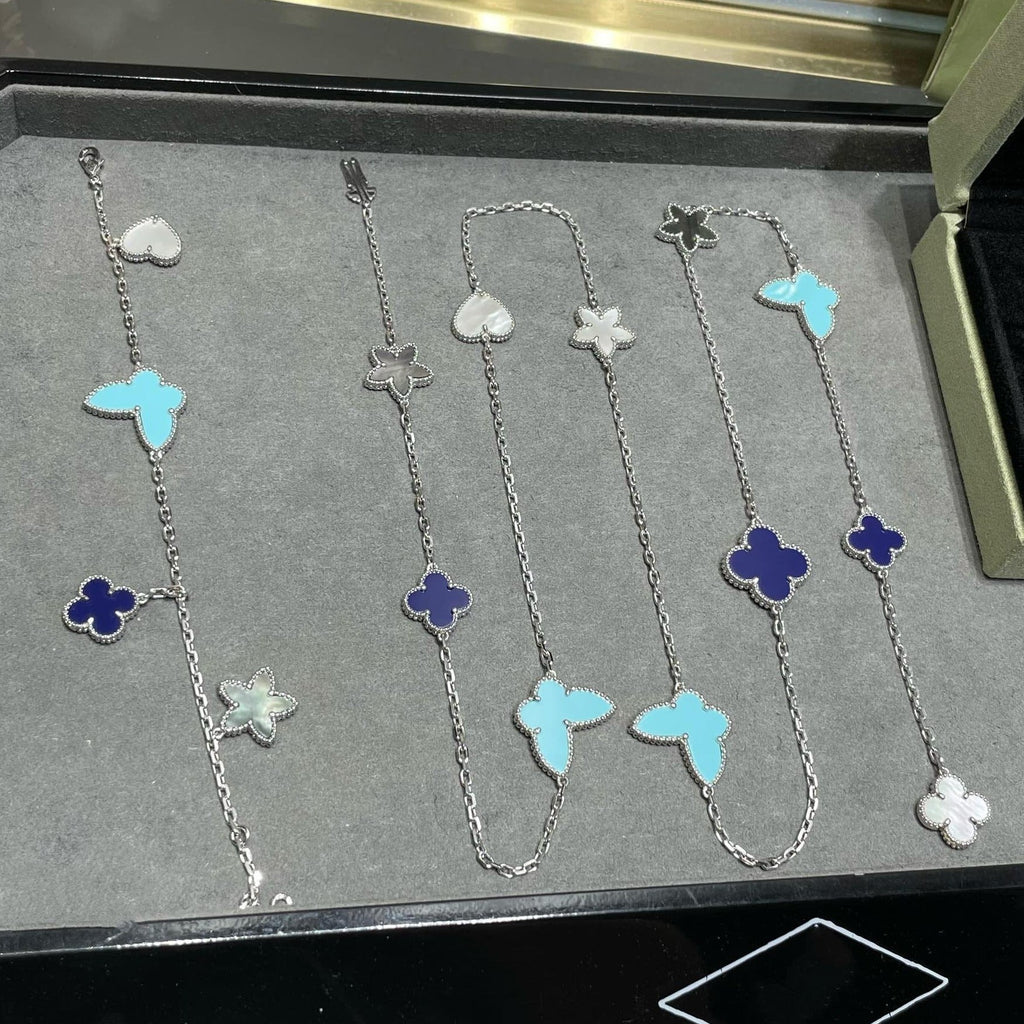 ??Loco?¡¥LUCKY CLOVER SILVER 11 MOTIF NECKLACE