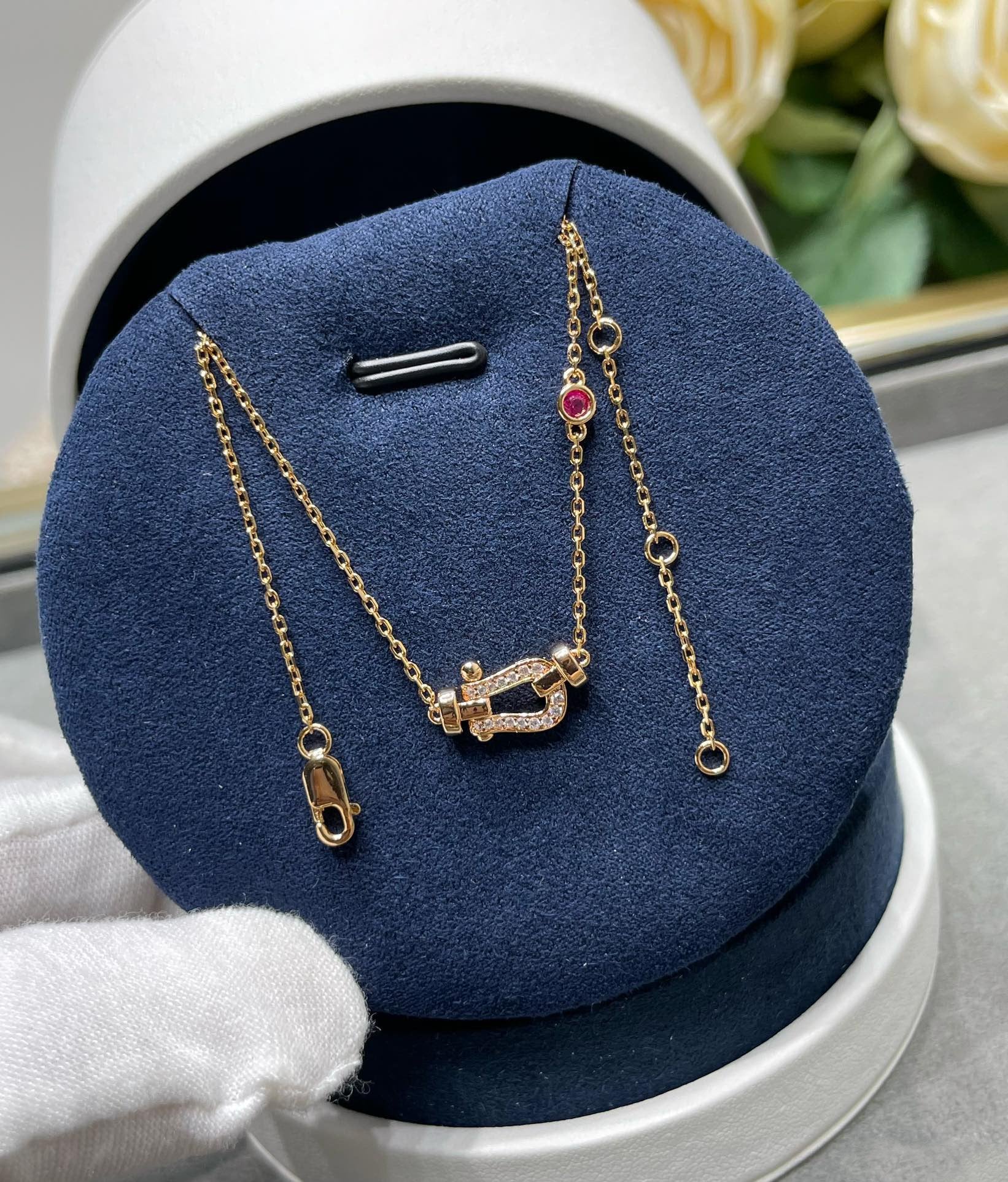 ??Loco?¡¥FORCE 10 DIAMOND PINK GOLD NECKLACE
