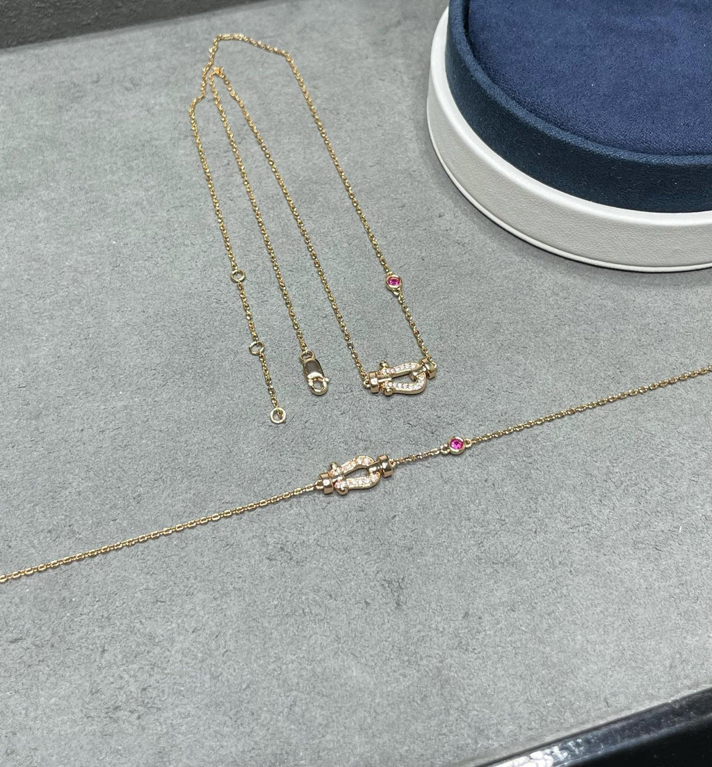 ??Loco?¡¥FORCE 10 DIAMOND PINK GOLD NECKLACE