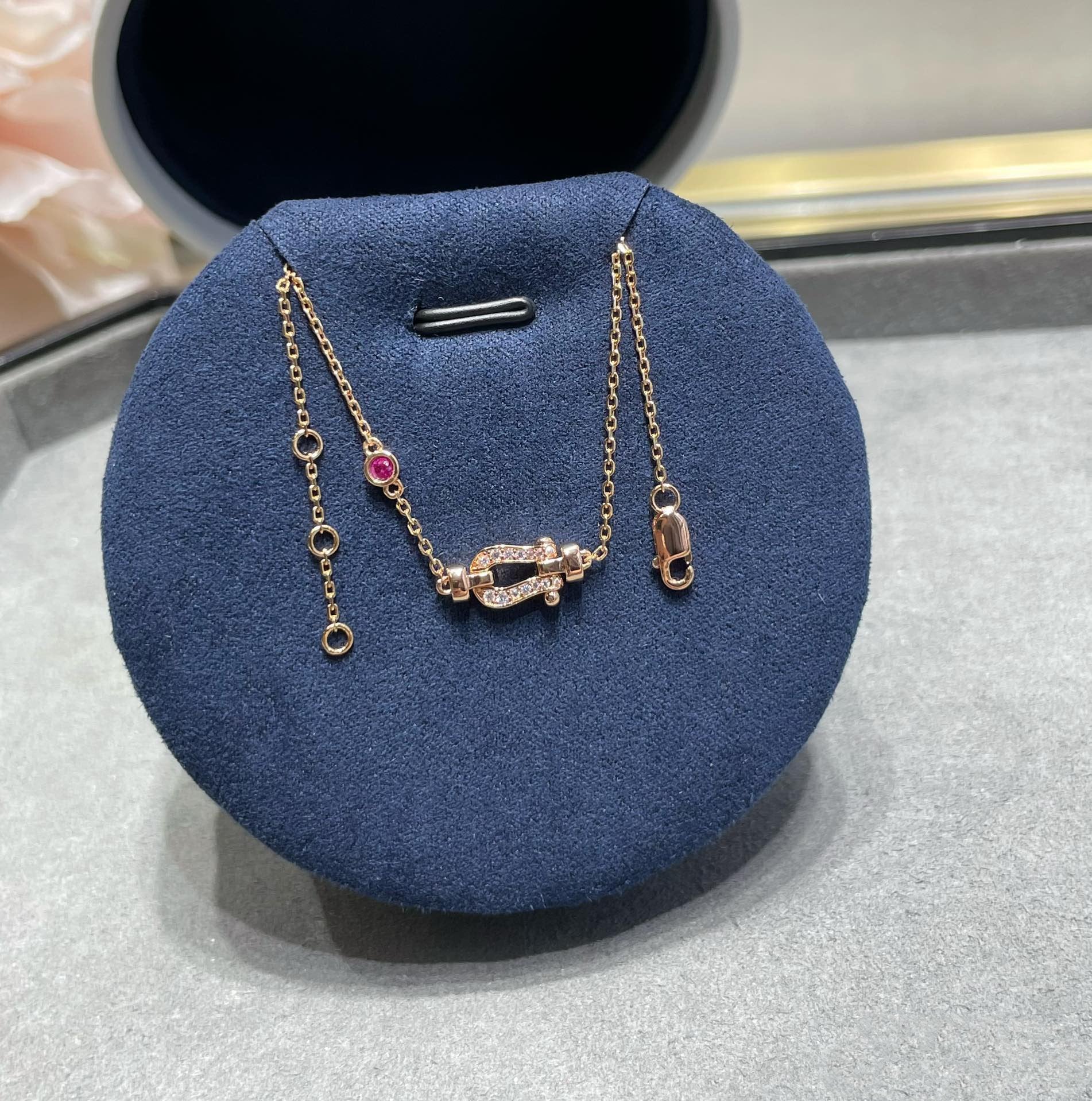 ??Loco?¡¥FORCE 10 DIAMOND CHAIN LINK PINK GOLD BRACELET