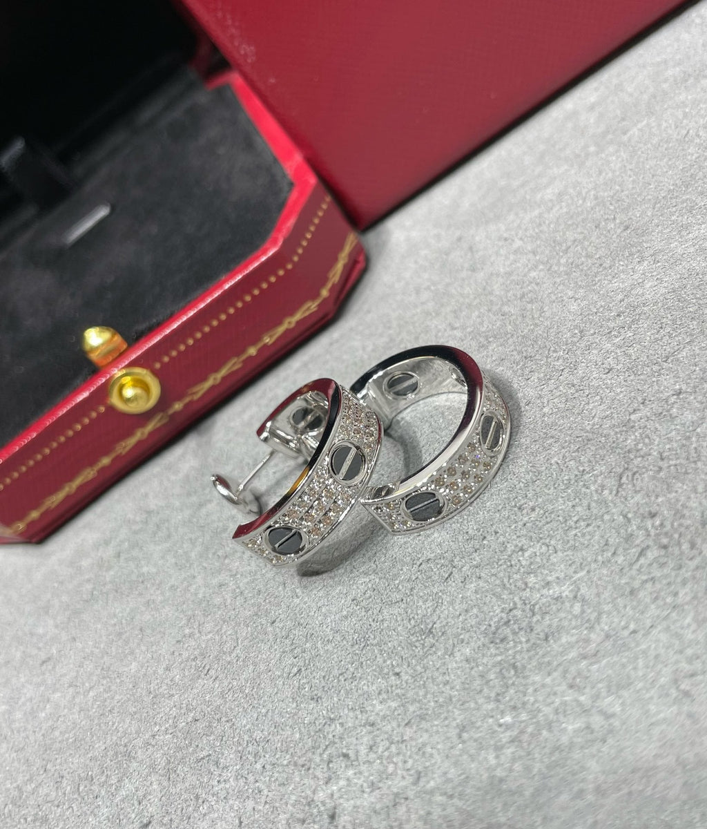 ??Loco?¡¥LOVE CERAMIC DIAMOND PAVED SILVER EARRINGS