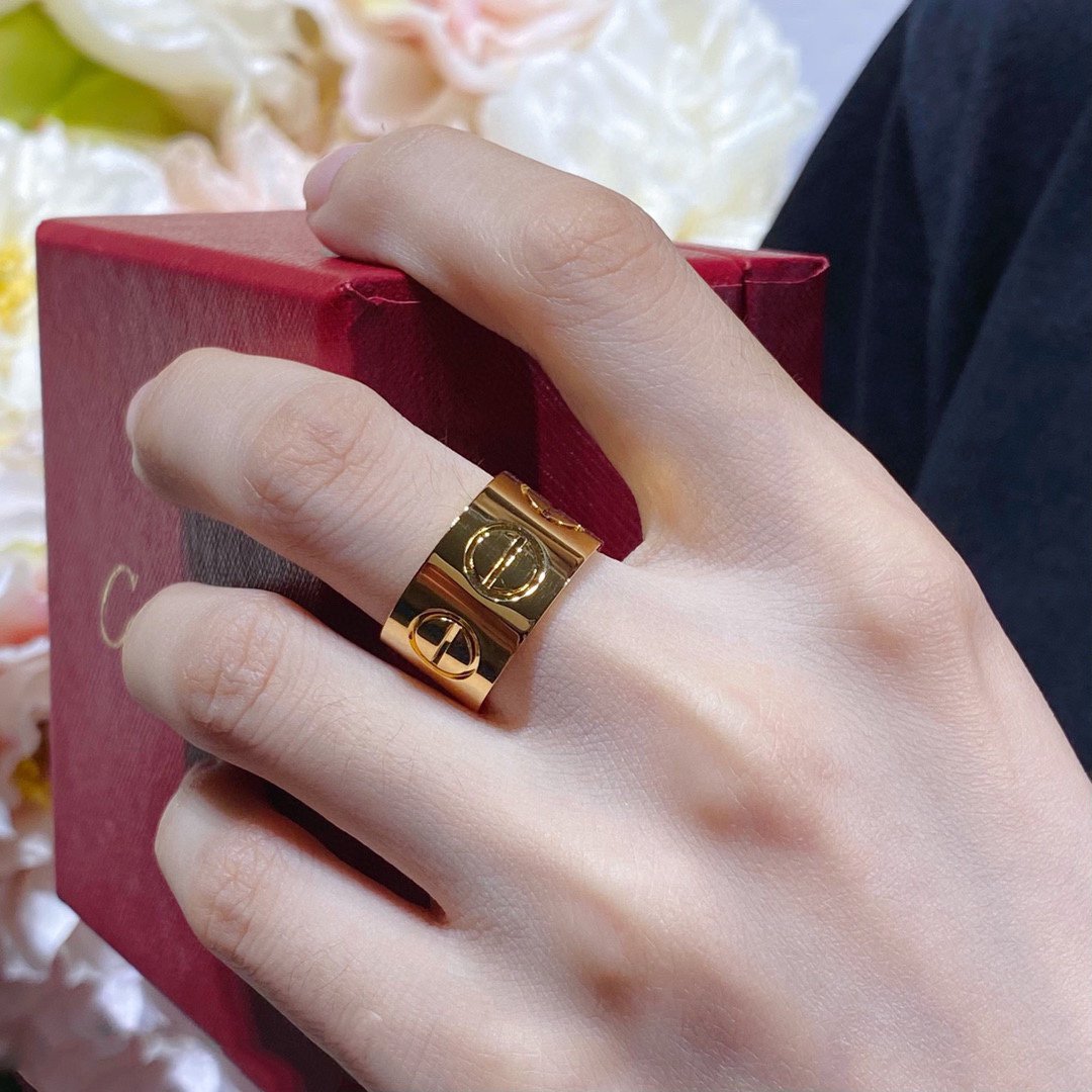 ??Loco?¡¥LOVE 11MM LARGE RING