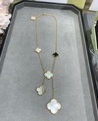 ??Loco?¡¥CLOVER 6 MOTIF MOP ONYX GOLD NECKLACE