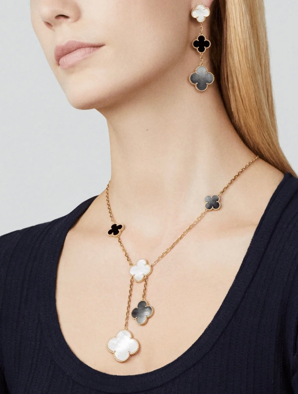??Loco?¡¥CLOVER 3 MOTIF MOP ONYX DARK MOP PINK GOLD EARRINGS