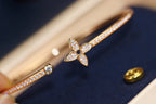 ??Loco?¡¥IDYLLE PINK GOLD OPEN BRACELET DIAMOND PAVED