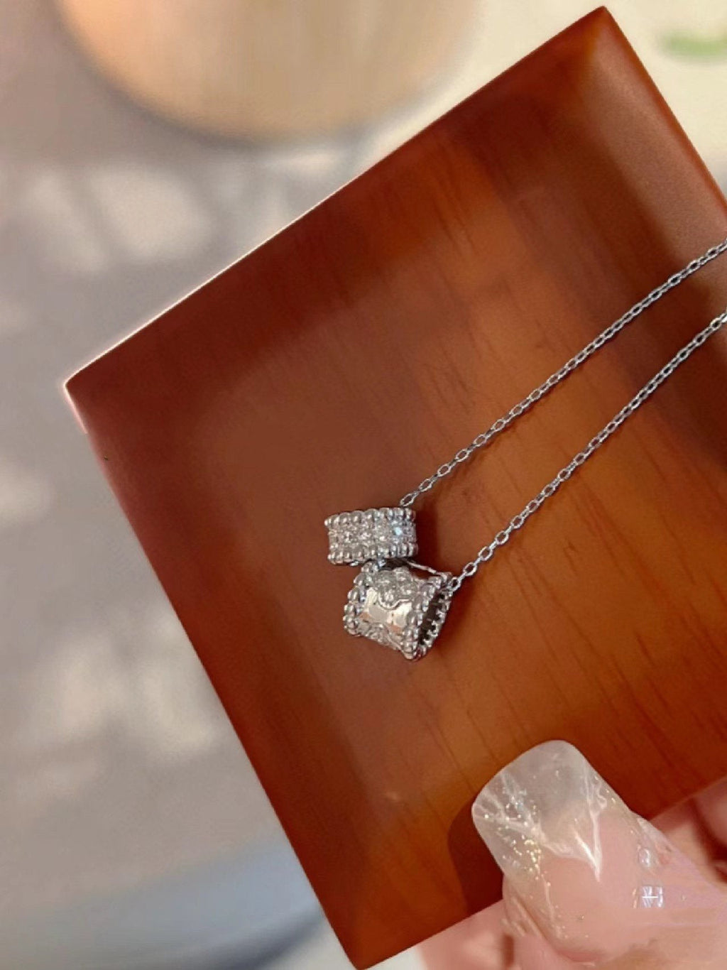 ??Loco?¡¥PERLEE DOUBLE PENDANT SILVER DIAMOND NECKLACE
