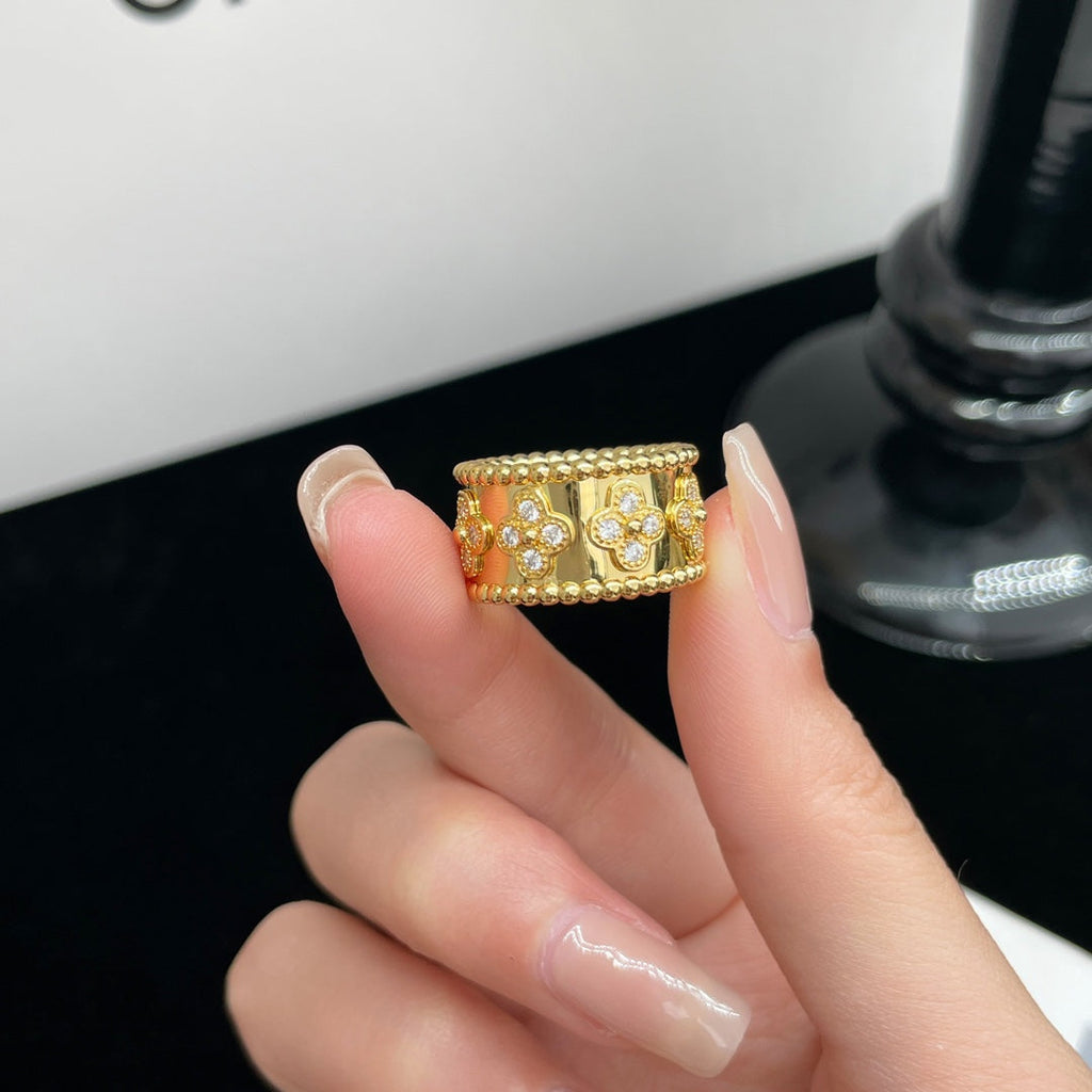 ??Loco?¡¥PERLEE DIAMOND LARGE RING