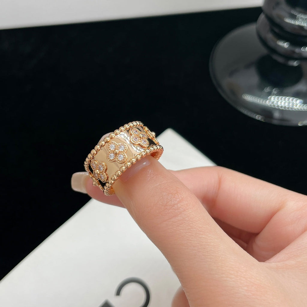 ??Loco?¡¥PERLEE DIAMOND LARGE RING