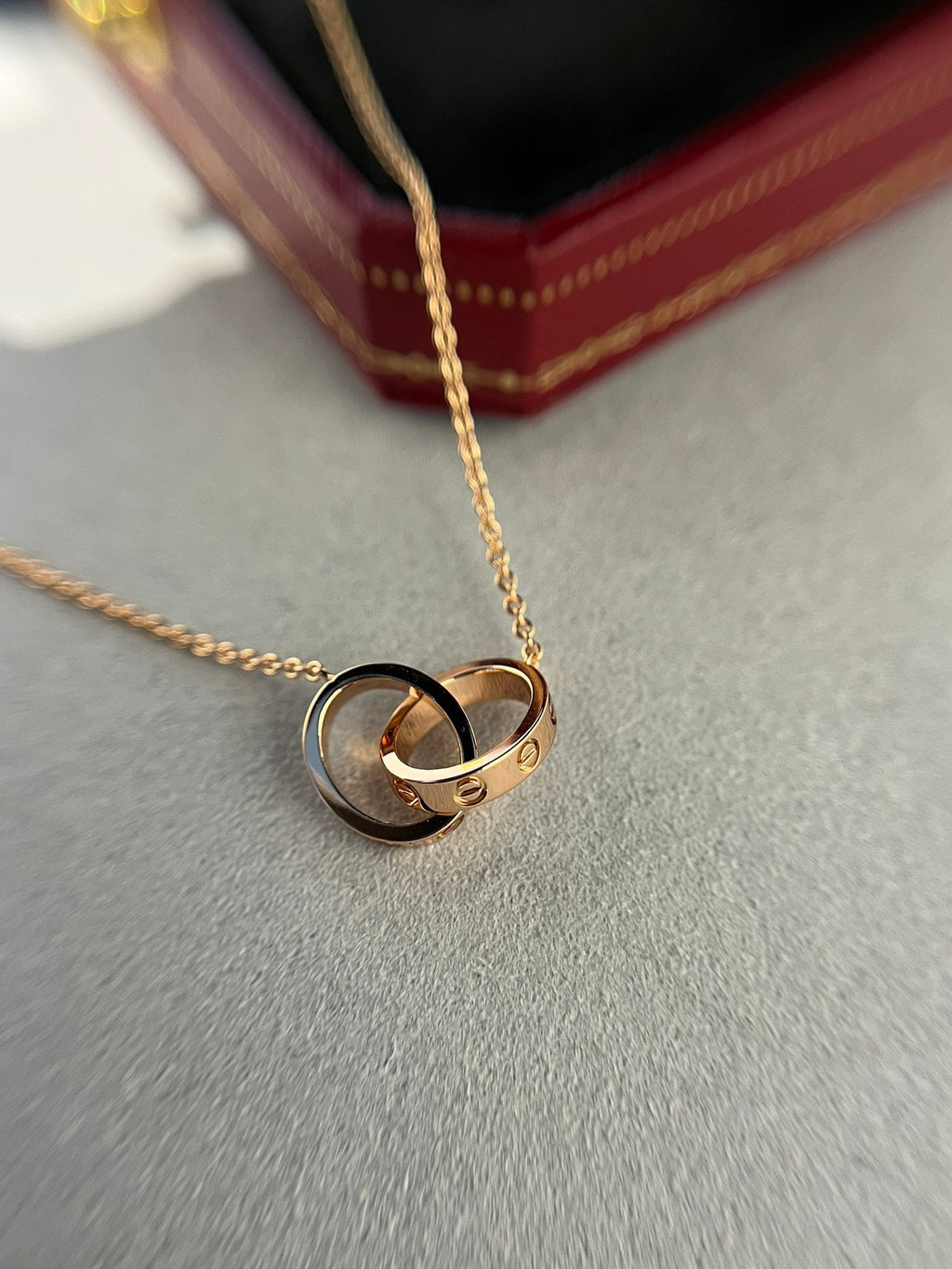 ??Loco?¡¥LOVE NECKLACE DOUBLE RING PINK GOLD