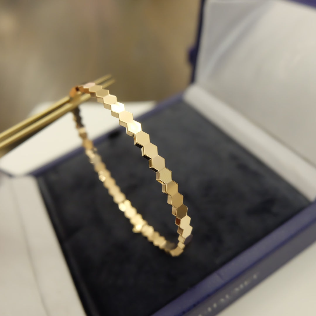 ??Loco?¡¥BEE LOVE BRACELET