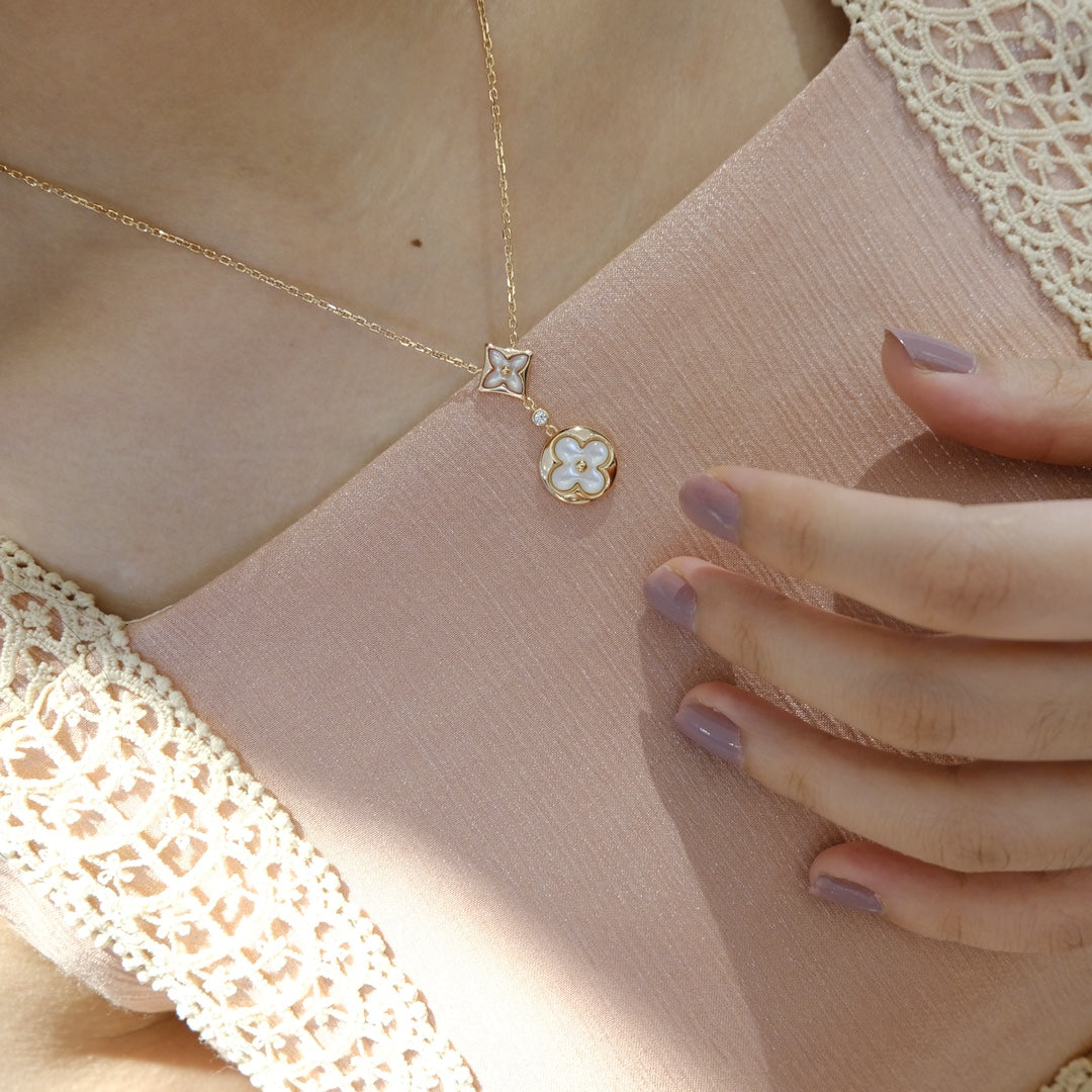 ??Loco?¡¥STAR AND SUN WHITE MOP 2 MOTIF PINK GOLD NECKLACE