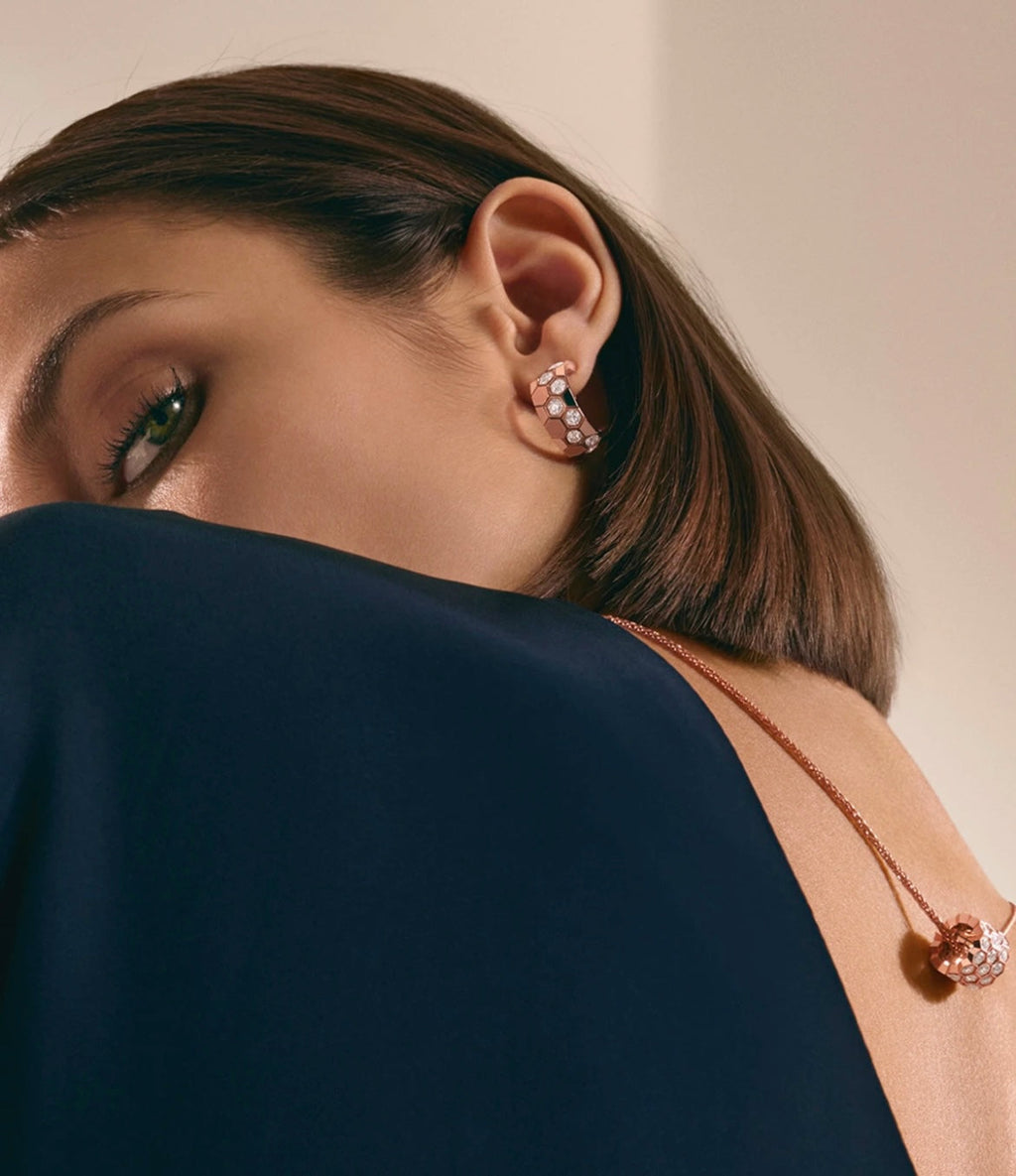 ??Loco?¡¥BEE LOVE DIAMOND HOOP EARRINGS
