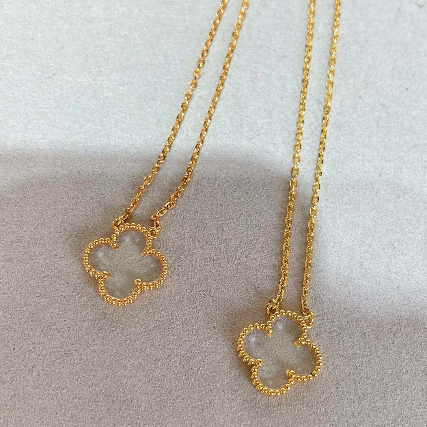 ??Loco?¡¥CLOVER ROCK CRYSTAL ROSE GOLD NECKLACE