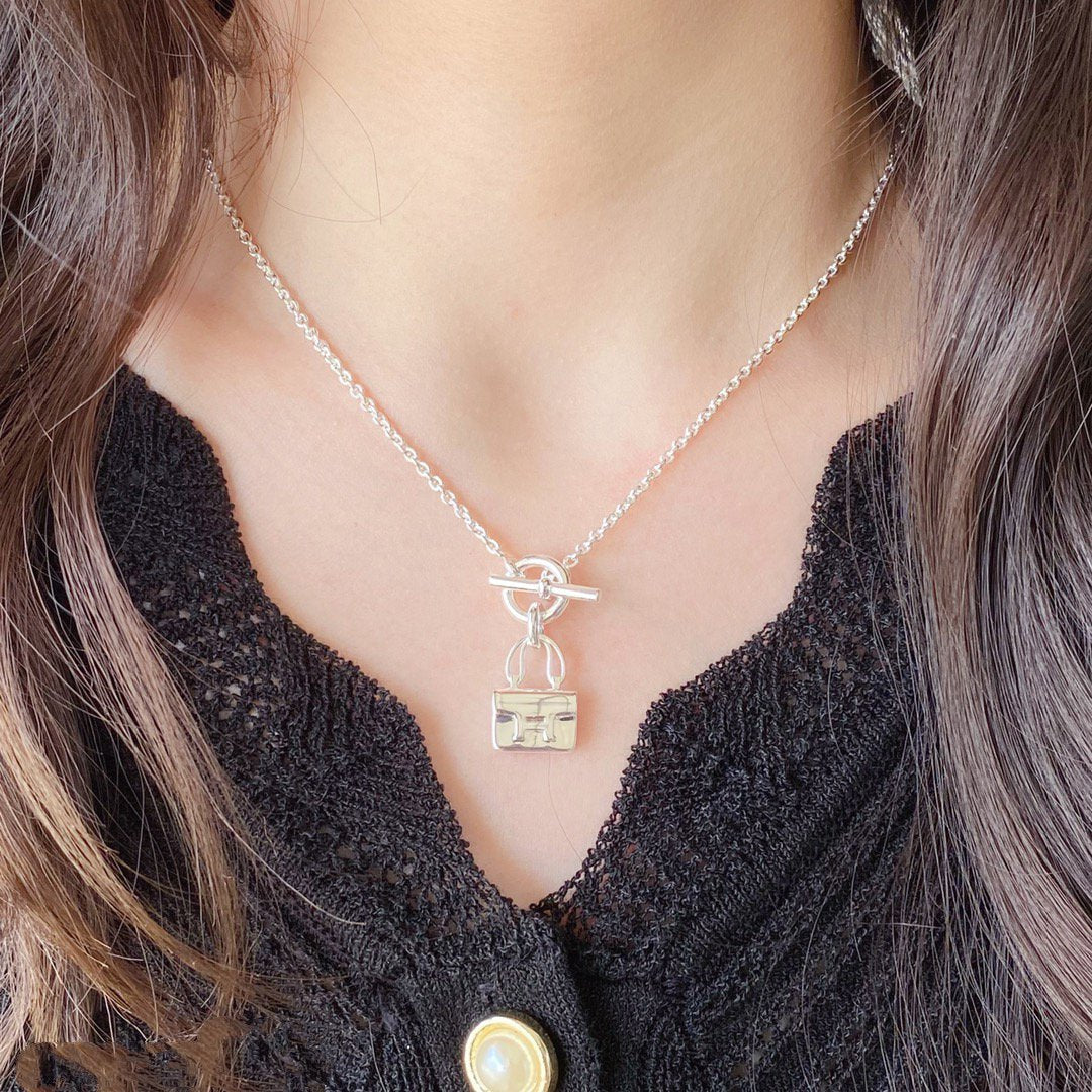 ??Loco?¡¥CONSTANCE PEDANT SILVER NECKLACE