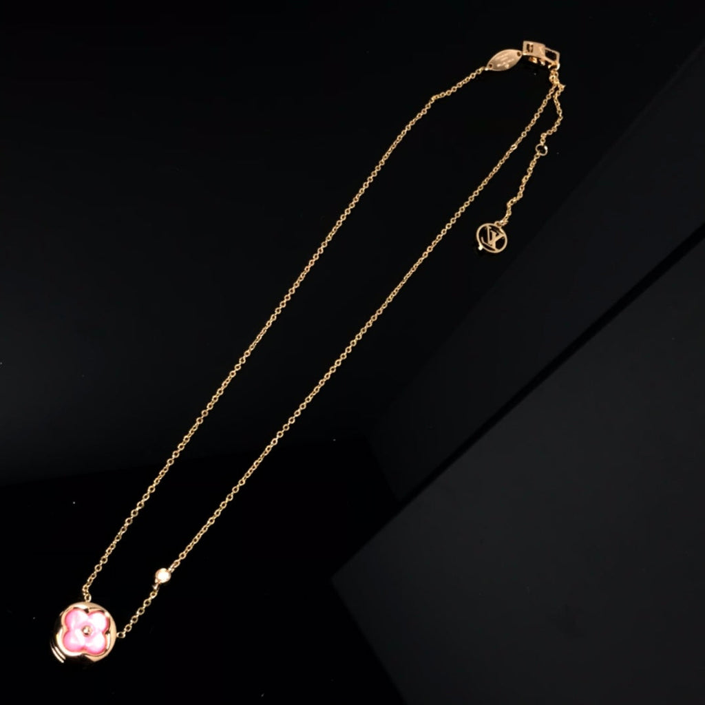 ??Loco?¡¥COLOR BLOSSOM PINK MOP SUN GOLD NECKLACE