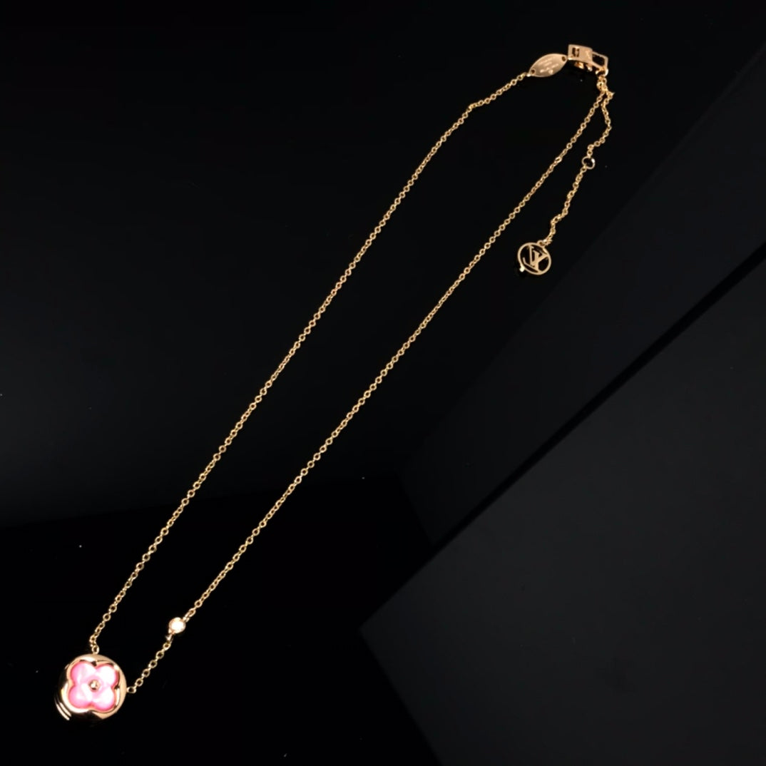 ??Loco?¡¥COLOR BLOSSOM PINK MOP SUN GOLD NECKLACE