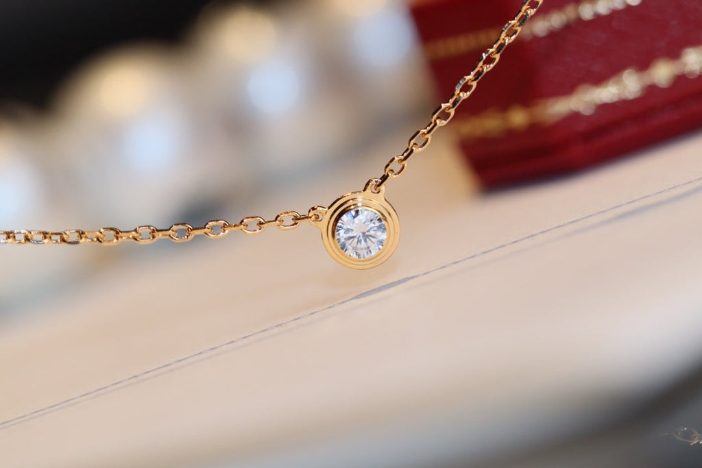 ??Loco?¡¥DAMOUR DIAMOND NECKLACE