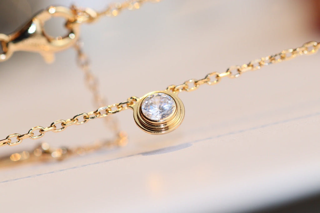 ??Loco?¡¥DAMOUR DIAMOND NECKLACE