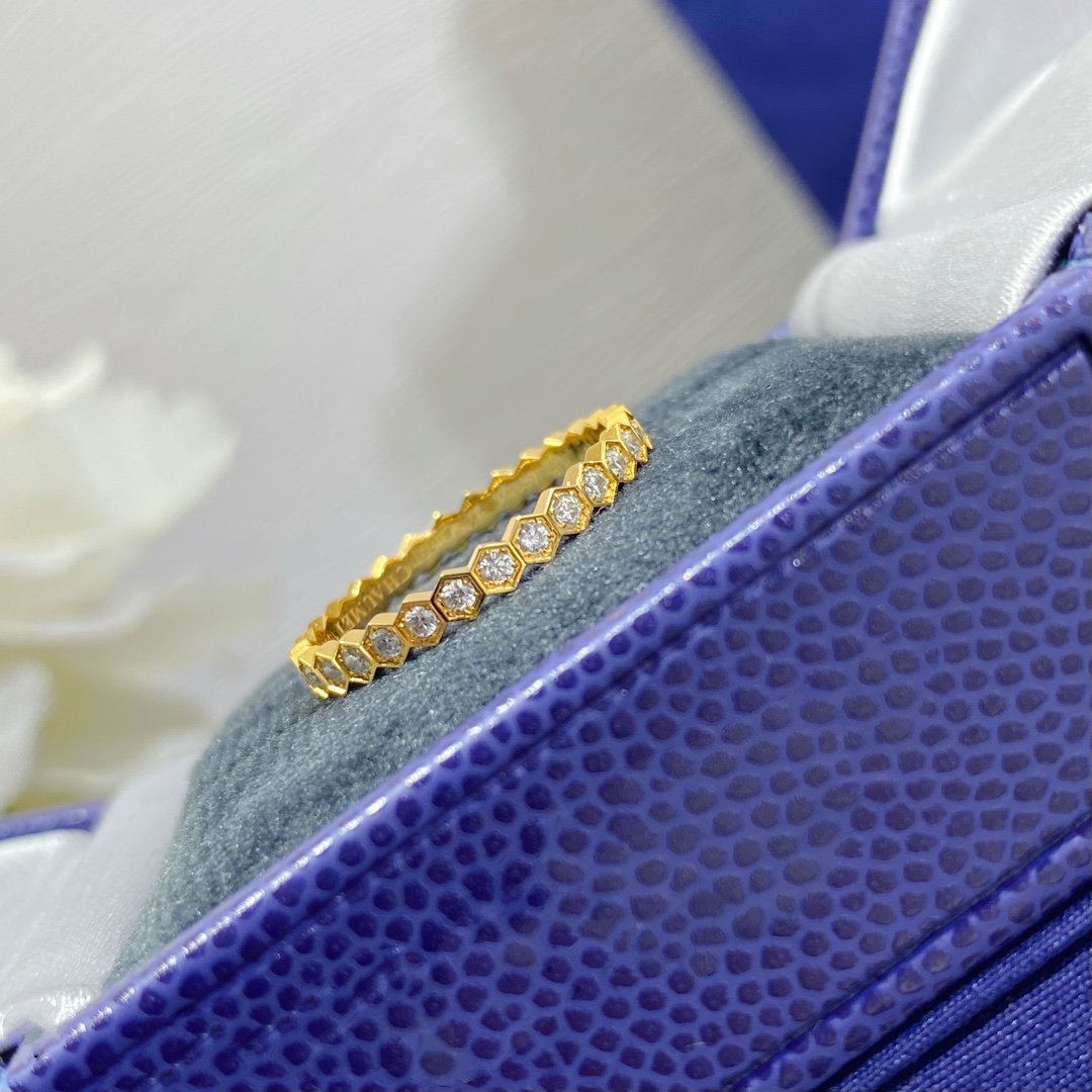 ??Loco?¡¥BEE LOVE DIAMOND PAVED SMALL RING