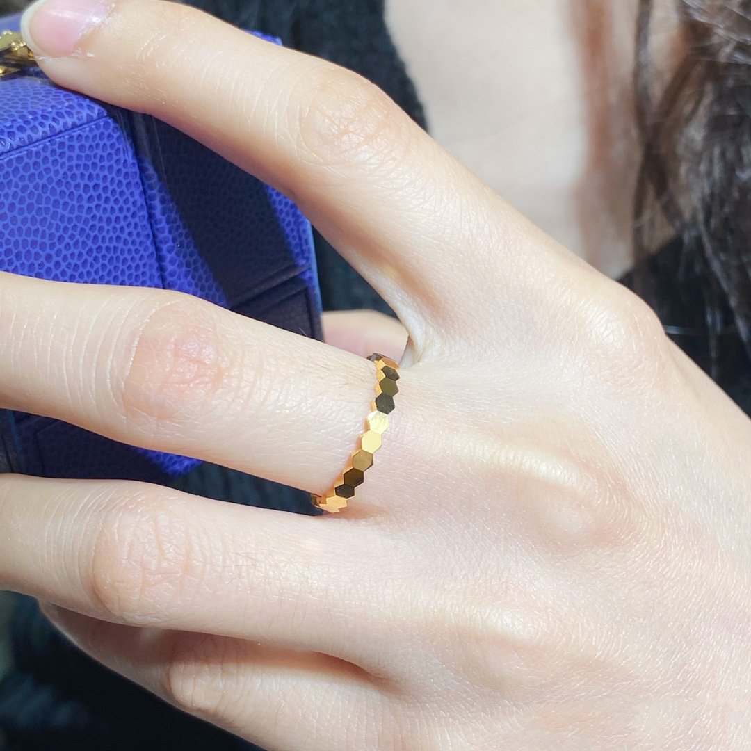 ??Loco?¡¥BEE LOVE SMALL RING