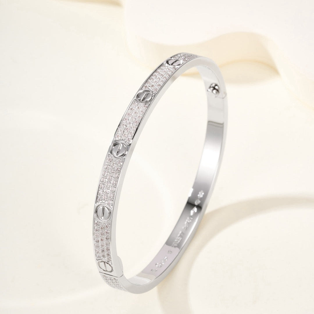 ??Loco?¡¥LOVE BRACELET 4.8MM DIAMOND-PAVED
