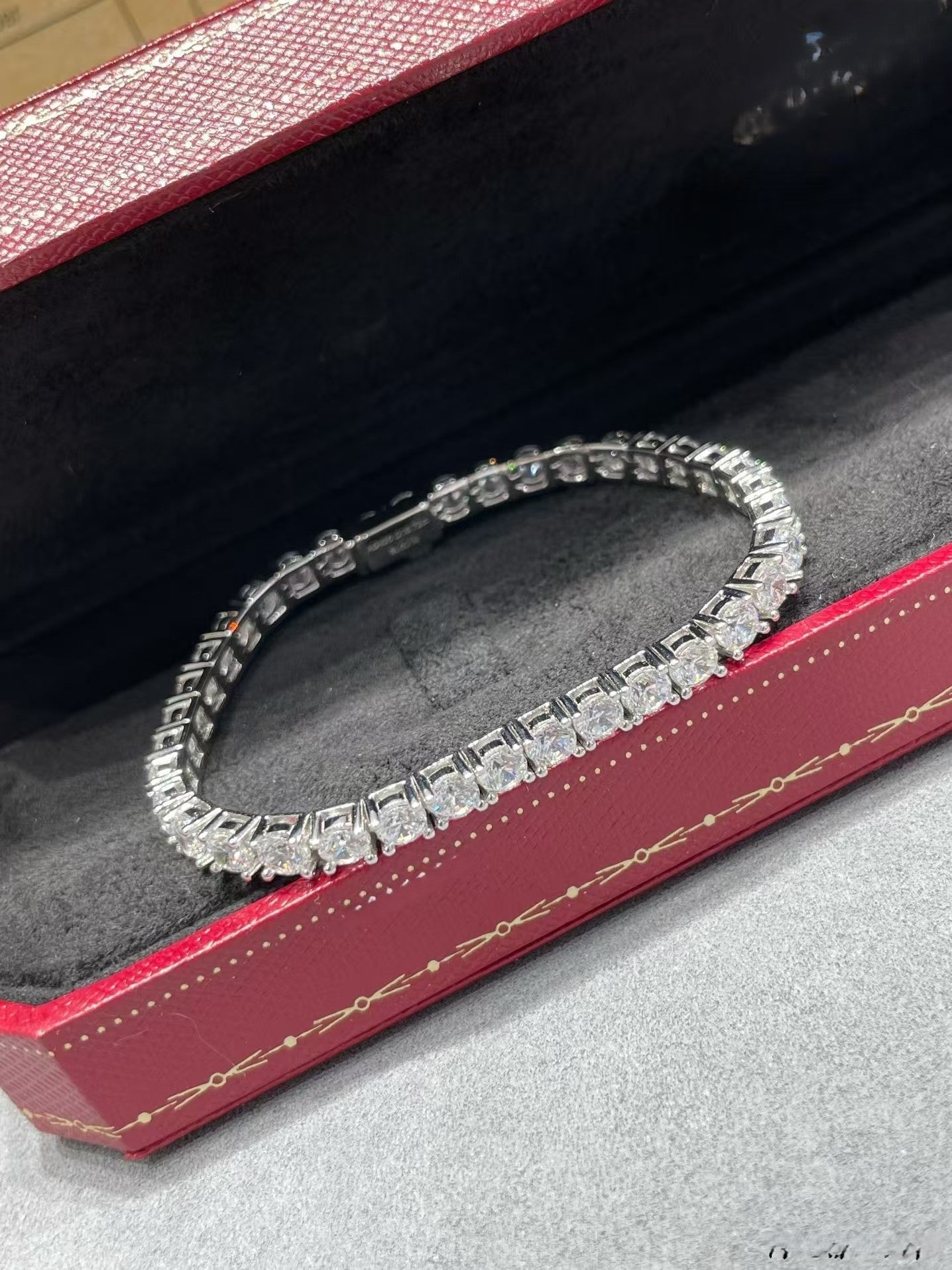 [??Loco?¡¥]TENNIS BRACELET WITH FULL DIAMOND SETTING