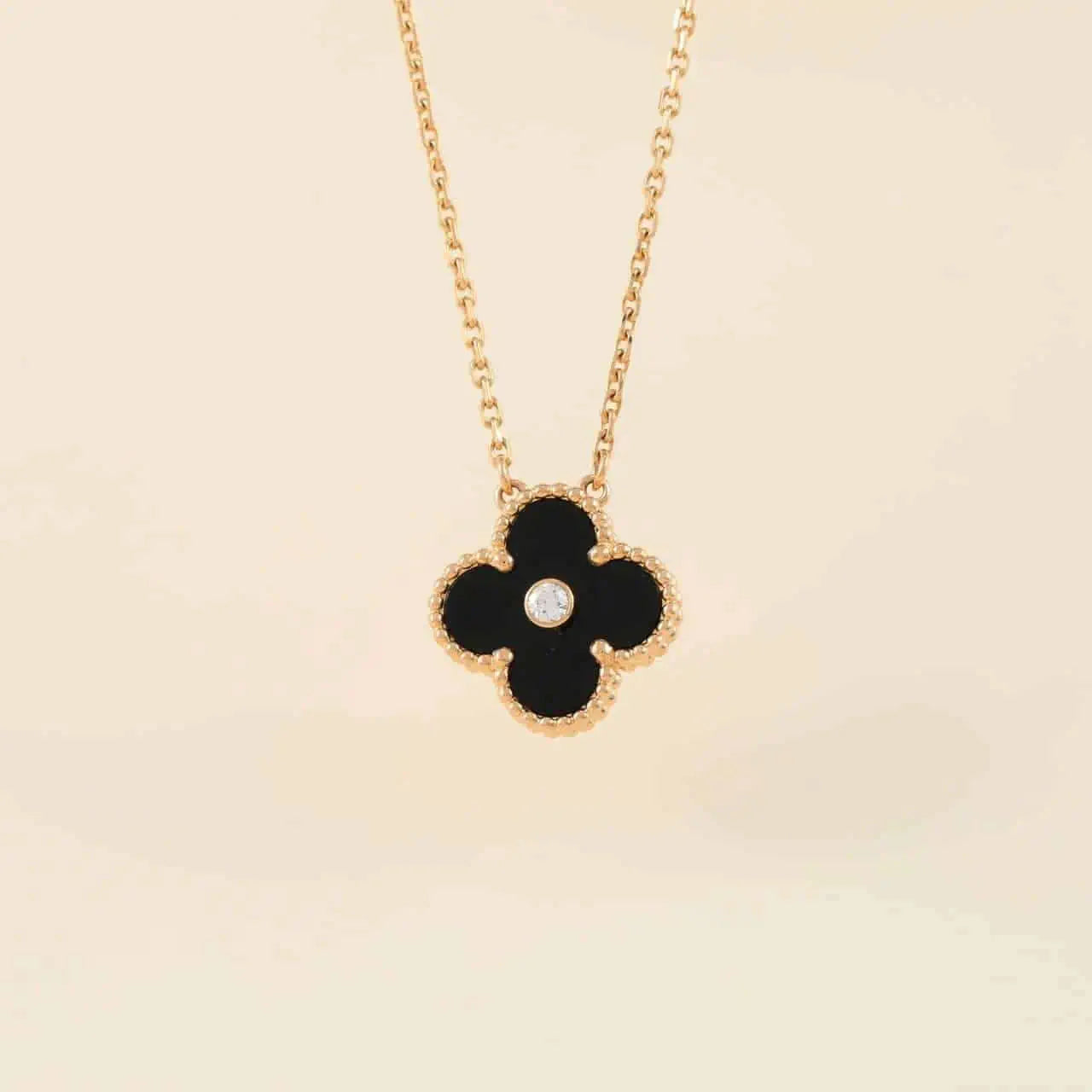 ??Loco?¡¥CLOVER 15MM DIAMOND ONYX NECKLACE