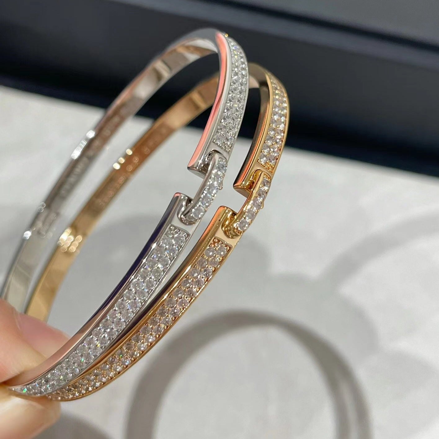??Loco?¡¥LIENS VIDENCE DIAMOND PAVED BRACELET