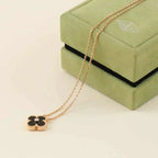 ??Loco?¡¥CLOVER 15MM DIAMOND ONYX NECKLACE