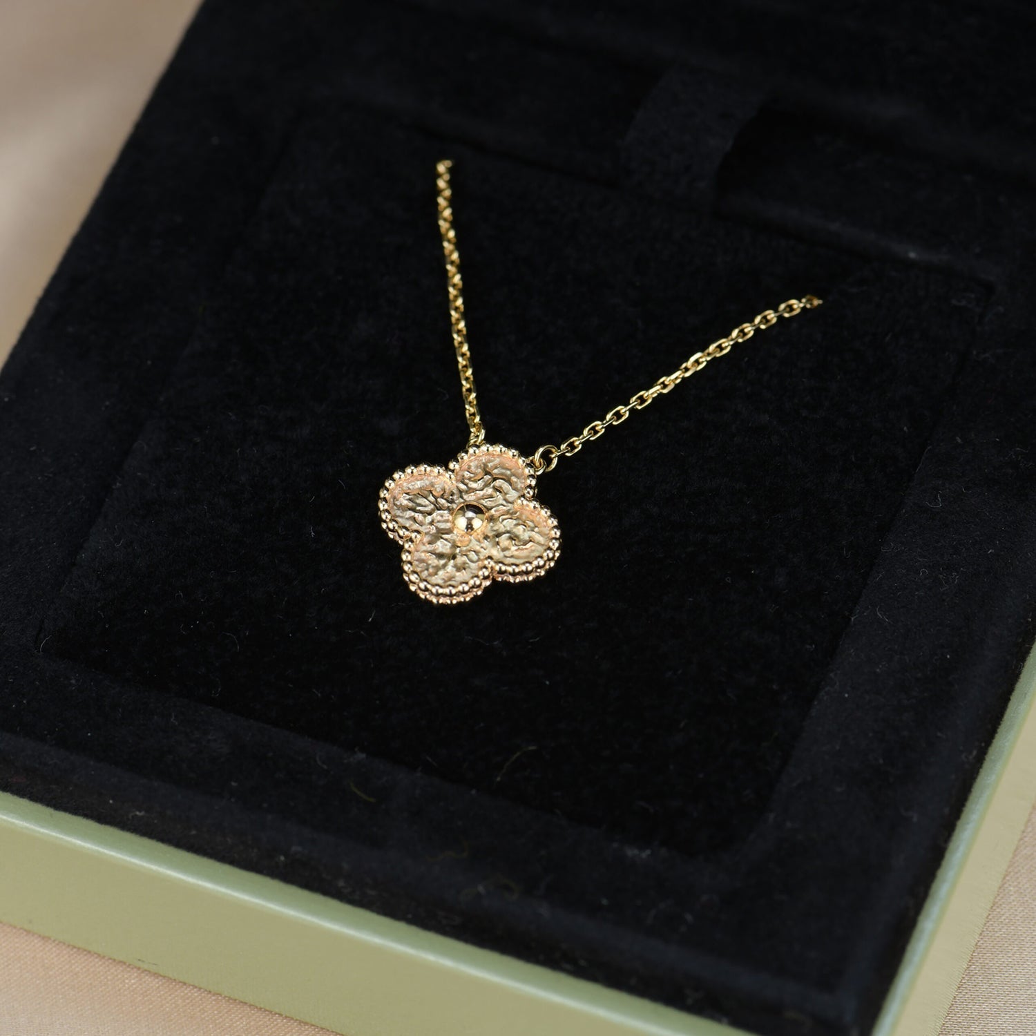 ??Loco?¡¥CLOVER 15MM  BRONZING NECKLACE