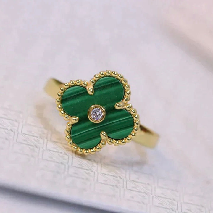 ??Loco?¡¥CLOVER MALACHITE RING GOLD DIAMOND
