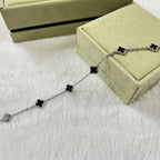[??Loco?¡¥]CLOVER 6 MOTIF  ONYXS BRACELET