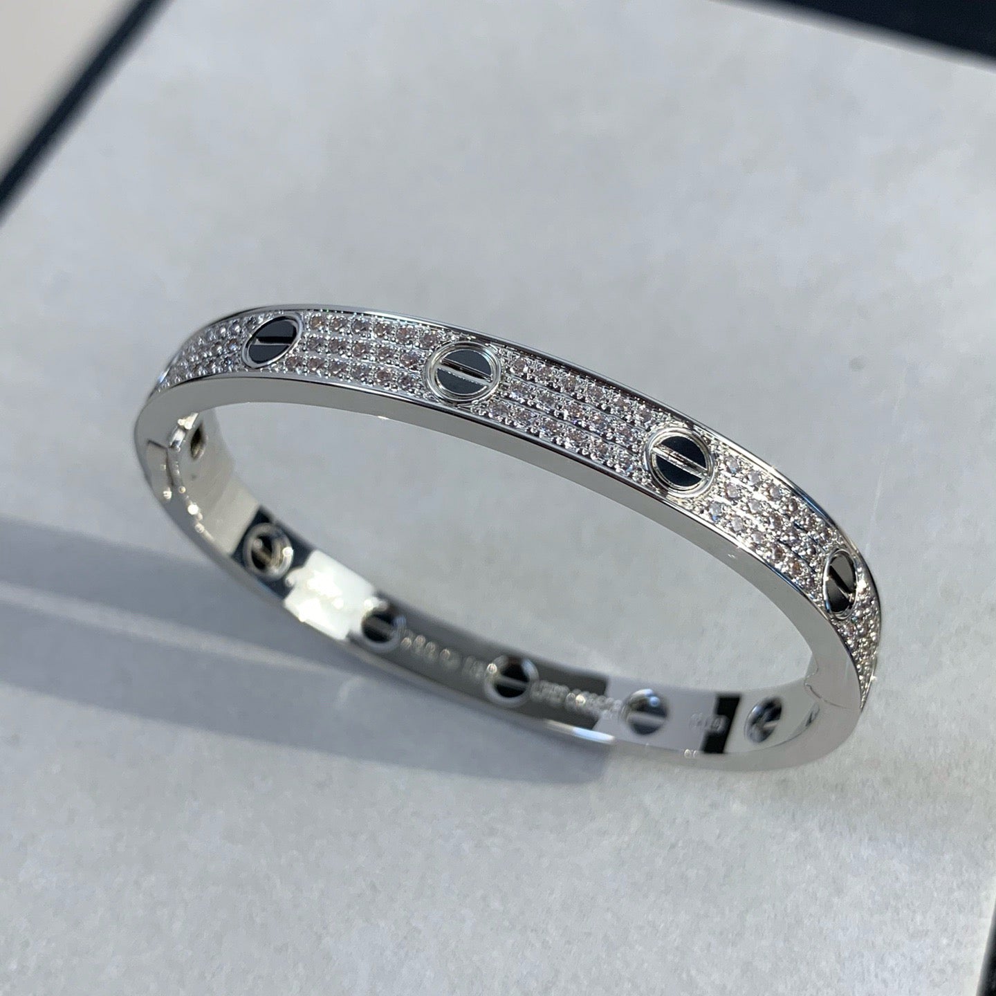 ??Loco?¡¥LOVE BRACELET 6.1MM DIAMOND-PAVED CERAMIC