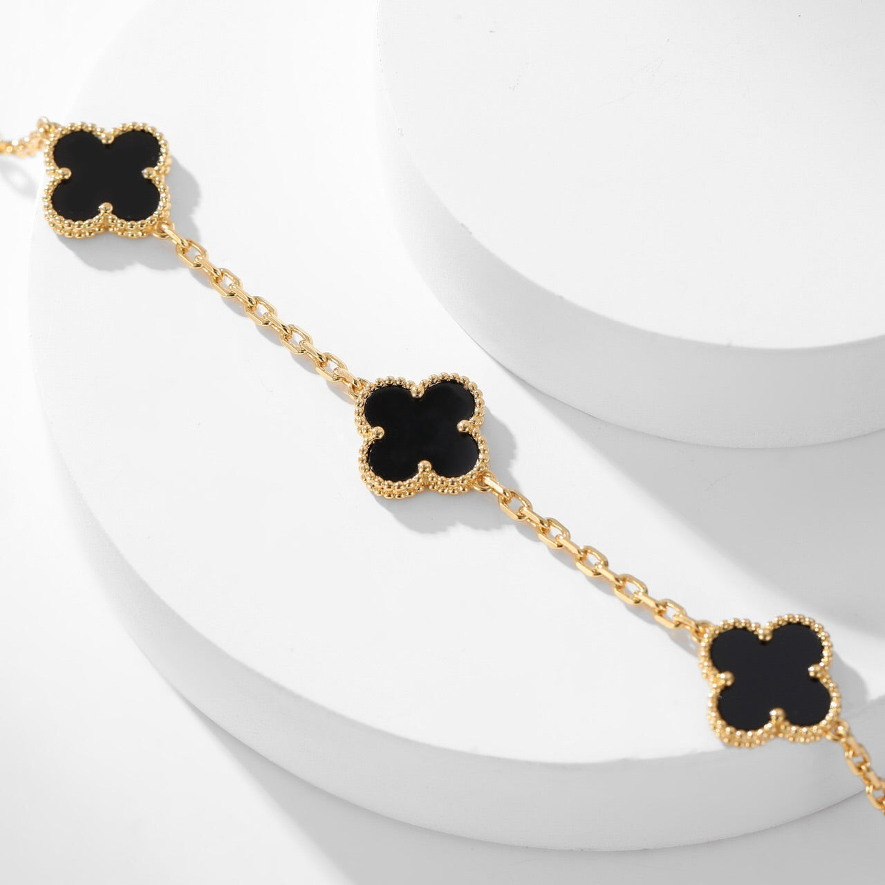 ??Loco?¡¥CLOVER 10 MOTIFS ONYX NECKLACE