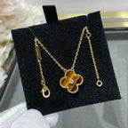 ??Loco?¡¥CLOVER 15MM DIAMOND AND YELLOW TIGER'S EYE AGATE necklace