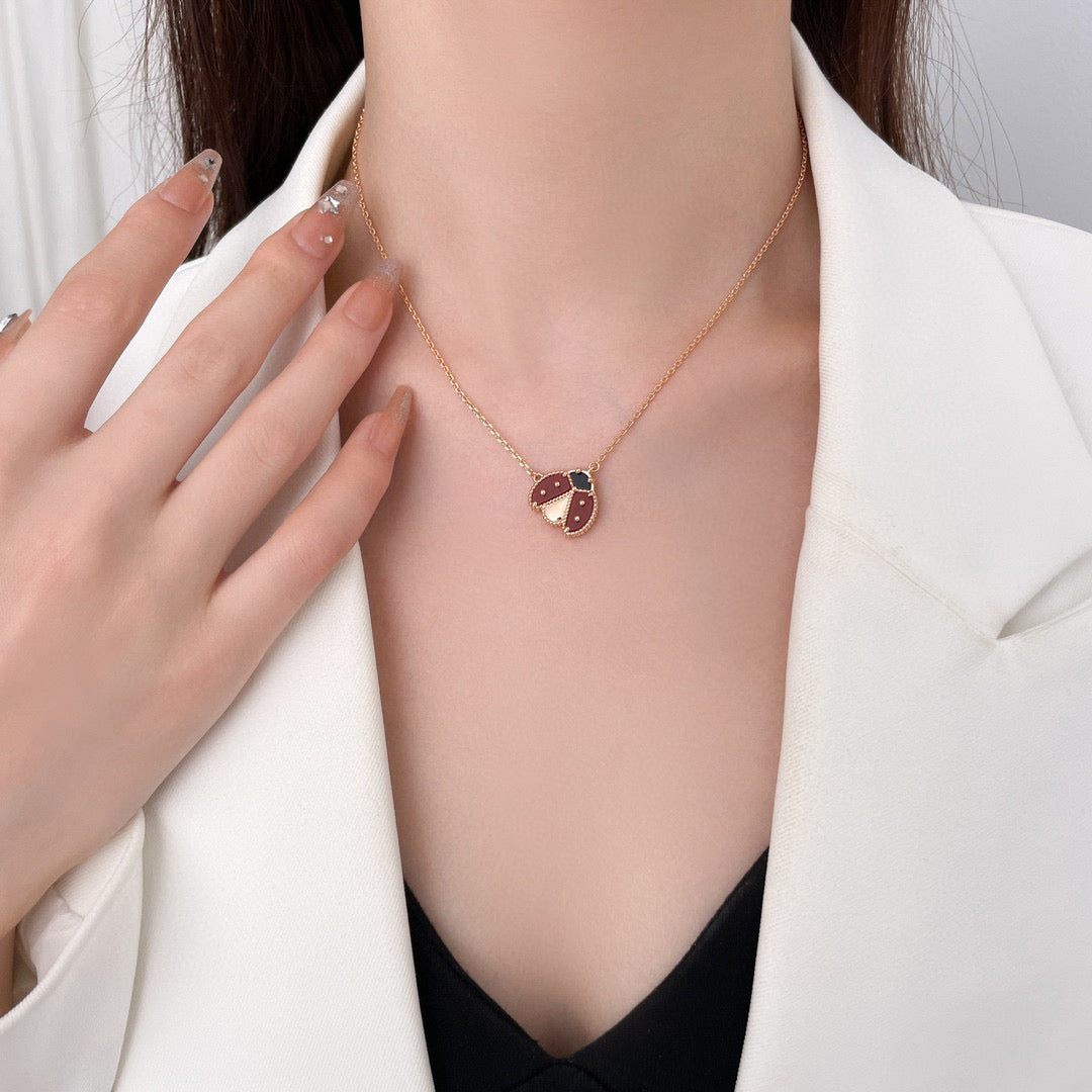 ??Loco?¡¥LUCKY  CARNELIANS LADYBUG NECKLACE