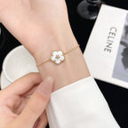 ??Loco?¡¥LUCKY WHITE MOP PLUM BLOSSOM  BRACELET