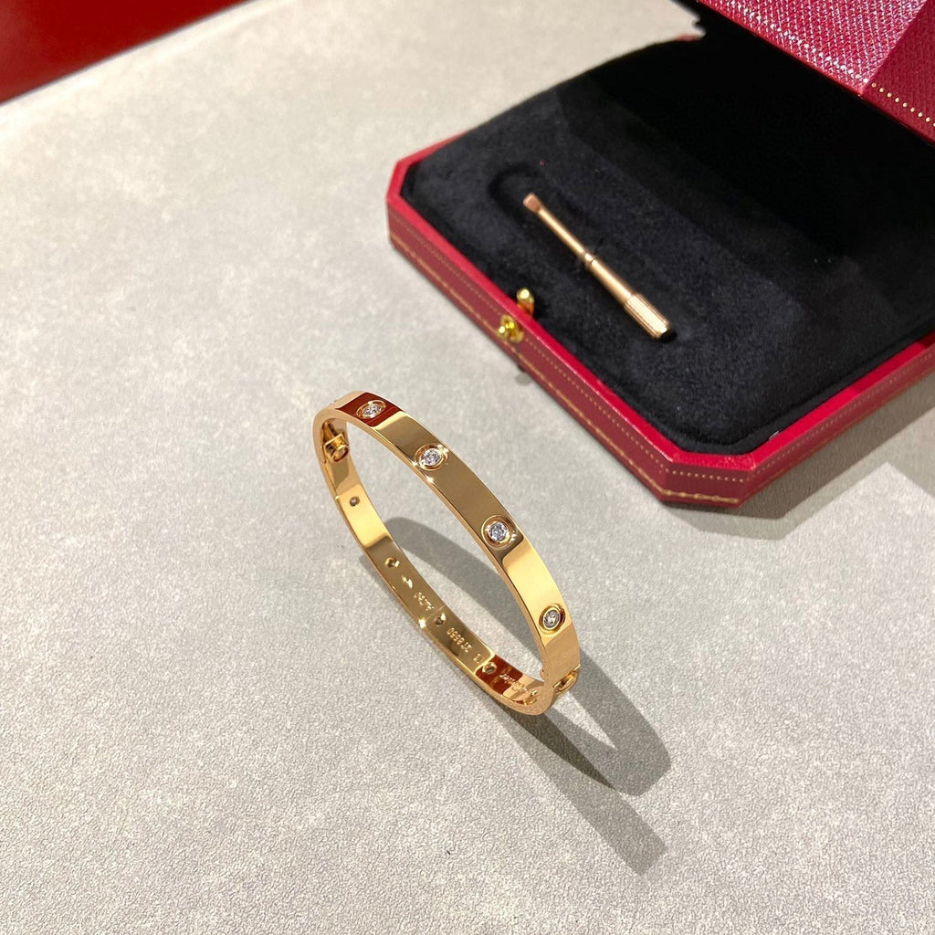 ??Loco?¡¥LOVE BRACELET 6.1MM 10 DIAMONDS