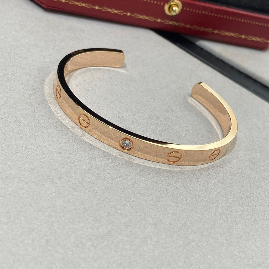 ??Loco?¡¥LOVE BRACELET 6.1MM 1 DIAMOND OPEN CUFF
