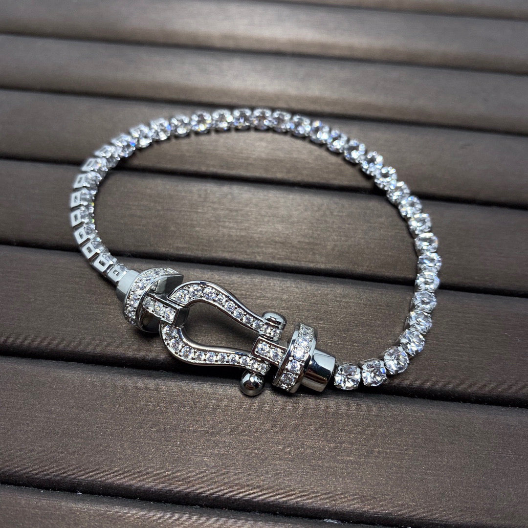 ??Loco?¡¥FORCE  LARGE HORSESHOE FULL DIAMOND TENNIS BRACELET