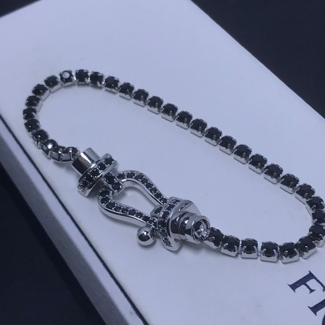 ??Loco?¡¥FORCE  LARGE HORSESHOE FULL DIAMOND TENNIS BRACELET