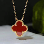 ??Loco?¡¥CLOVER 15MM CARNELIAN SINGLE FLOWER NECKLACE