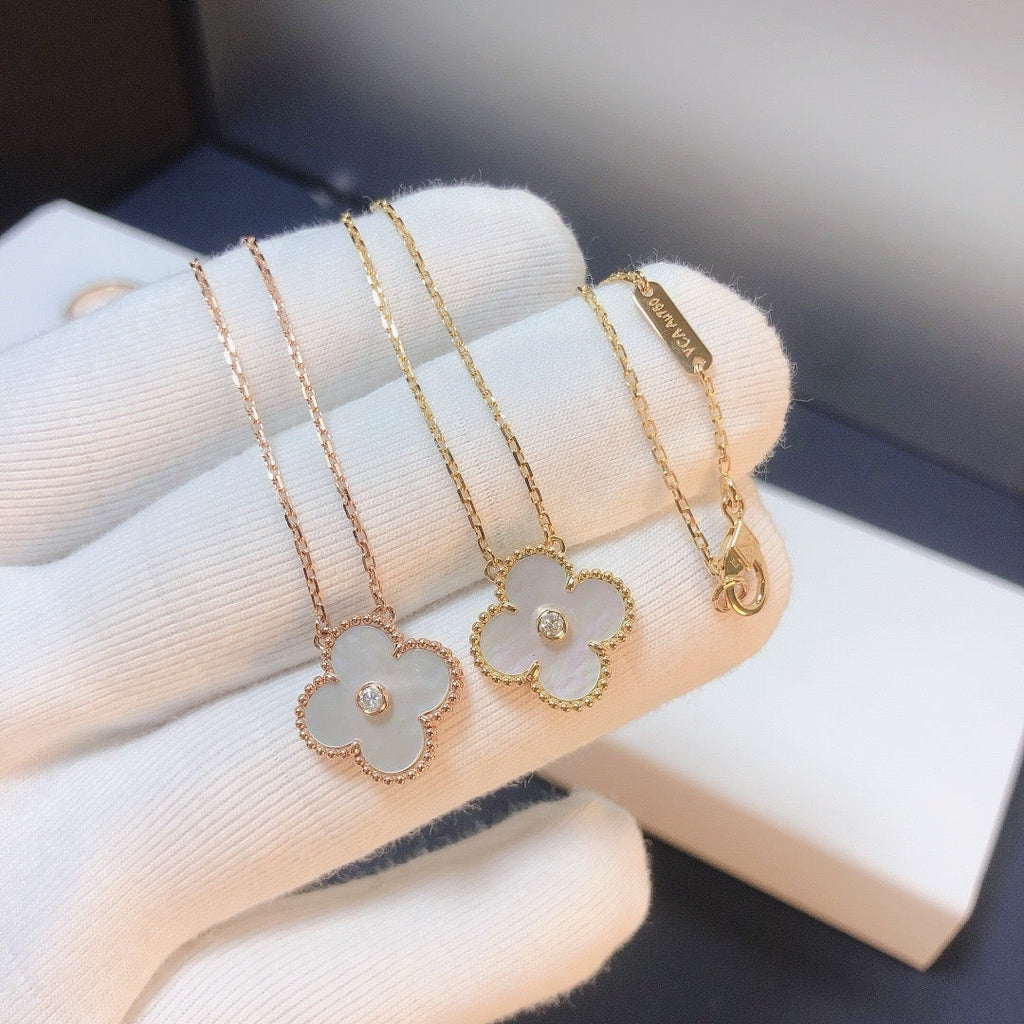??Loco?¡¥CLOVER 15MM DIAMOND WHITE FRITILLARIA NECKLACE