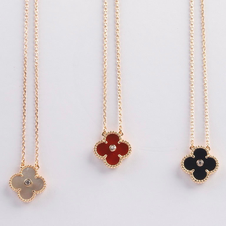 ??Loco?¡¥CLOVER 15MM DIAMOND CARNELIAN NECKLACE