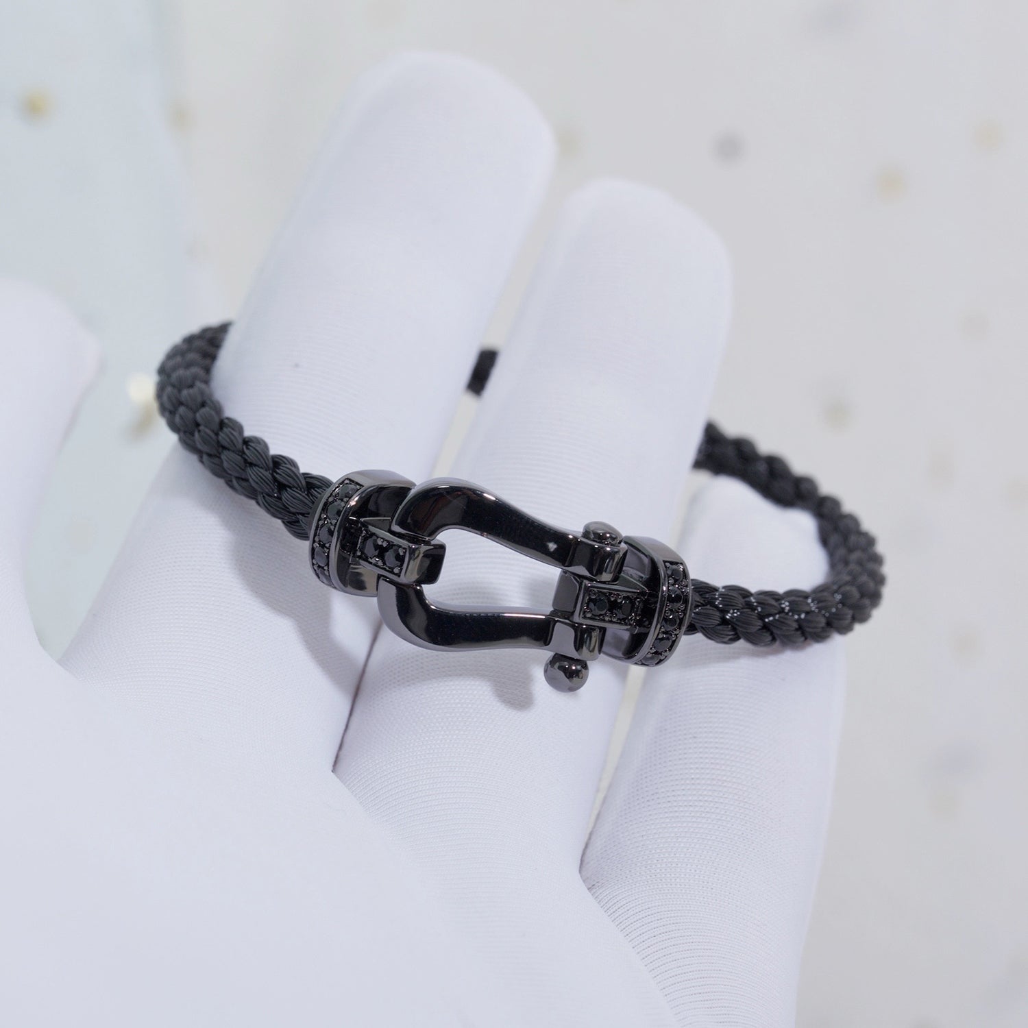 ??Loco?¡¥FORCE LARGE SERIES HORSESHOE BLACK SAMURAI BRACELET